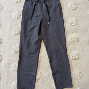 Lululemon On the Fly Luxtreme pant 27” Heathered Grey